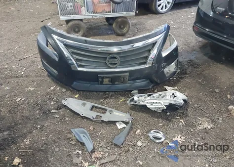 2013 Nissan Altima 3.5 S z USA, uszkodzony, nr VIN 1N4BL3APXDC198416